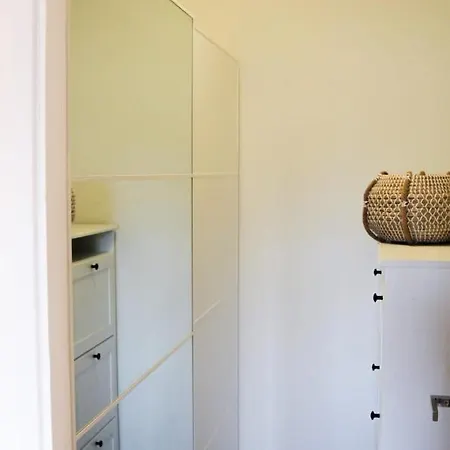 Guestready - Sunny Apartment With Park View