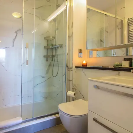 Guestready - Sunny Apartment With Park View *